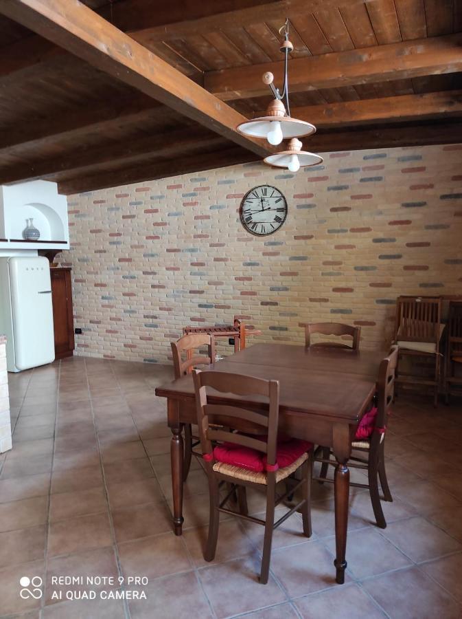 La taverna di lulu Arnesano Esterno foto