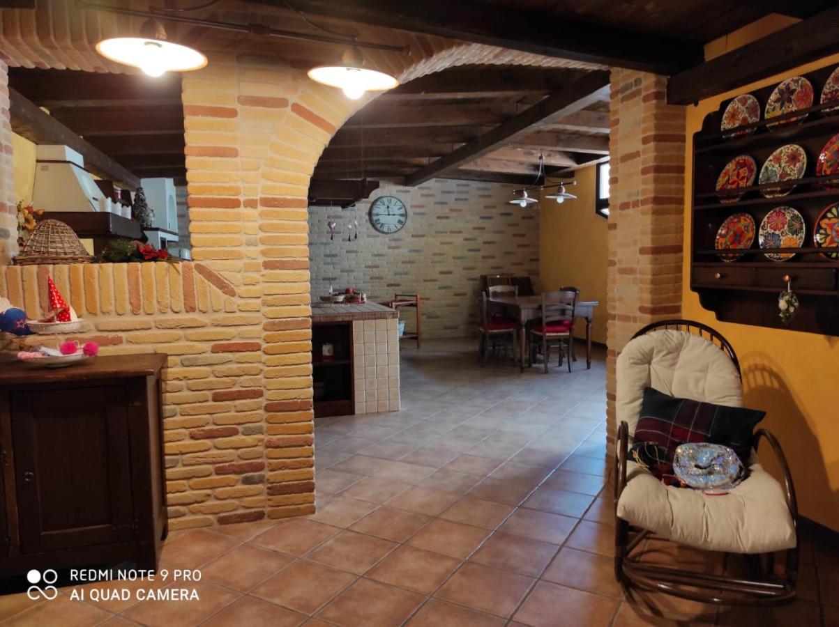 La taverna di lulu Arnesano Esterno foto